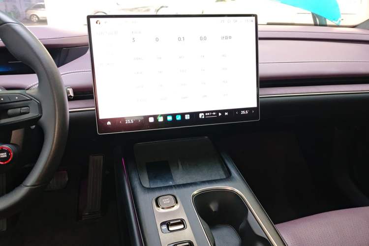 Used Xiaomi Auto SU7 2024 Rear-Drive Long-Range Intelligent Driving Version Audio And AC Panel