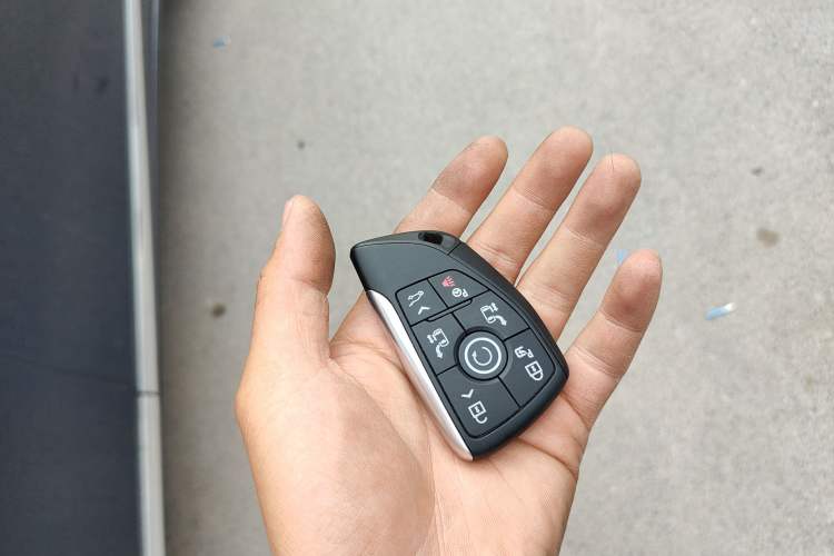 Used Buick GL8 New Energy 2026 Model Lu Zun Luxury Edition Vehicle Key