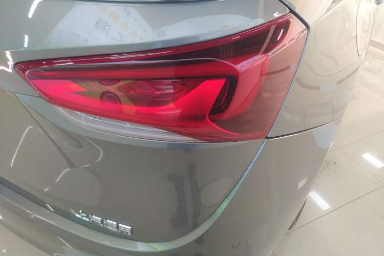 Used Buick GL6 2018 18T 6-Seater Elite Model