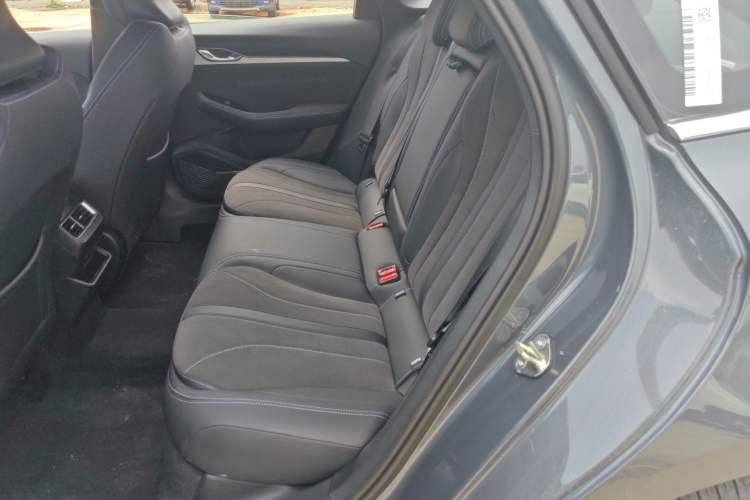 Used Geely Auto Preface 2025 Dongfang Yao 2.0TD Jin Chao Edition Left Rear Seat