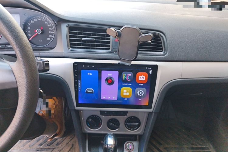 Used Volkswagen Lavida 2013 Revised Classic 1.6L Automatic Fashion Edition
