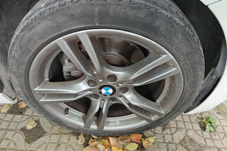 Used BMW 3 Series 2018 320Li M Sport Night Edition Right Front Wheel Hub