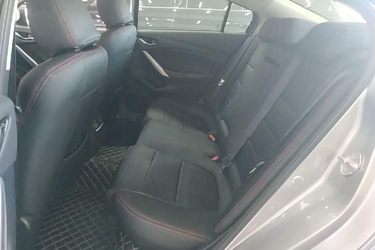 Used Mazda Atenza 2015 2.0L Blue Sky Luxury Edition