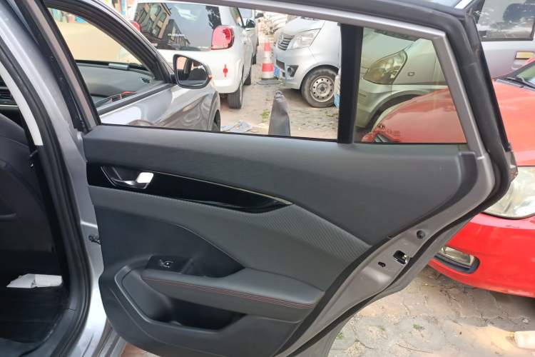 Used Dongfeng Aeolus Yixuan 2021 230T Automatic Glory Edition