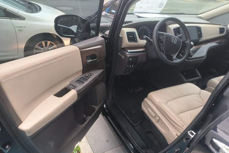 Used Honda Odyssey 2017 2.4L Luxury Edition