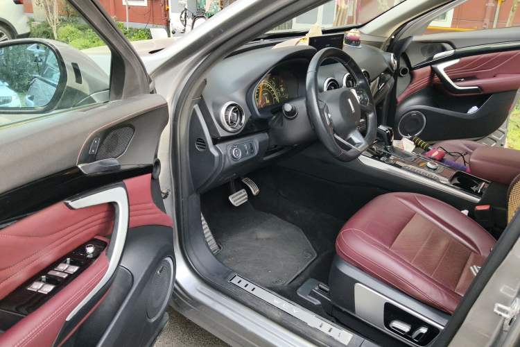 Used Wey VV7 2017 2.0T Flagship Model