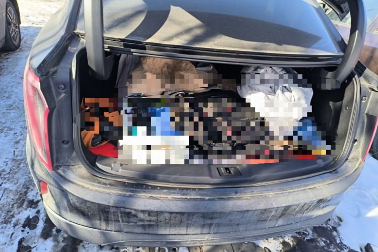 Used Hongqi E-QM5 2022 431 km Charge & Enjoy Edition Trunk