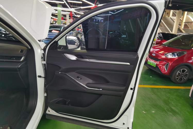 Used Haval H6 New Energy 2023 DHT-PHEV 55KM Enjoyment Edition
