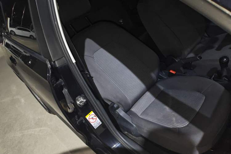 Used Volkswagen Santana 2016 1.6L Manual Fashion Edition