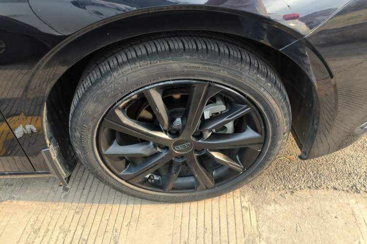 Used Geely Auto Emgrand 2022 4th Generation 1.5L CVT Luxury Model
