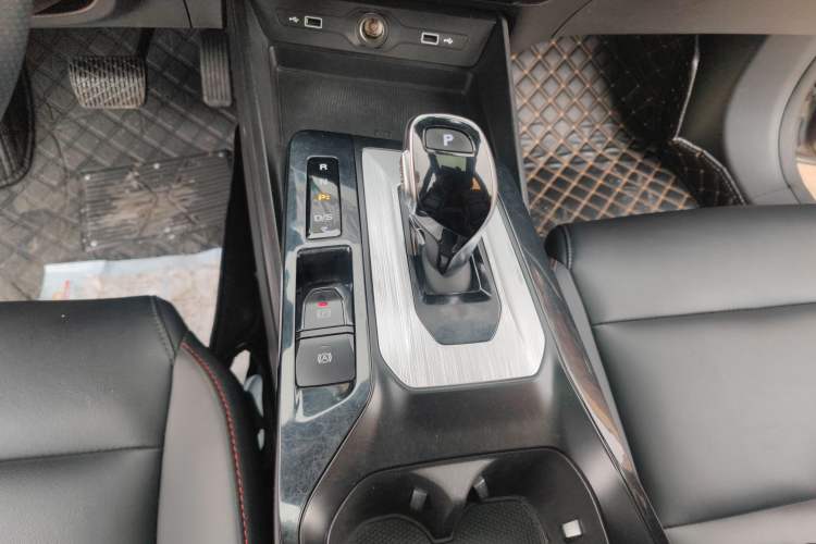 Used MG 5 2021 300TGI DCT Elegant Luxury Edition
