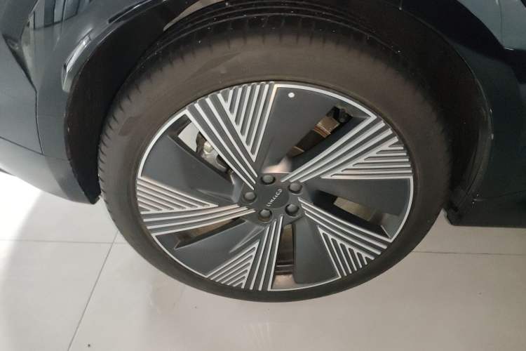 Used Lynk & Co 08 EM-P 2024 120km Long-Range Plus
