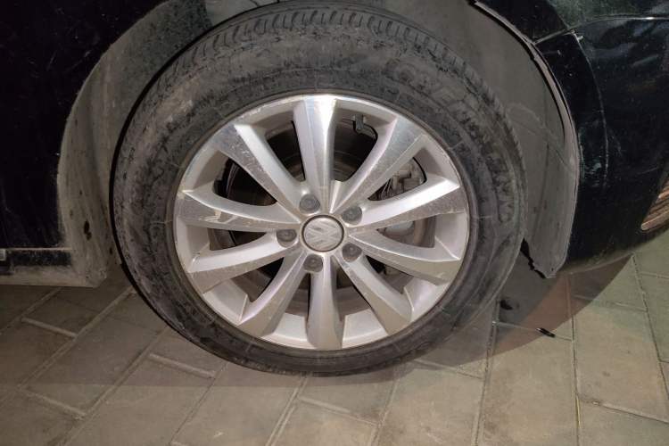 Used Volkswagen Magotan 2015 1.8TSI Luxury Model
