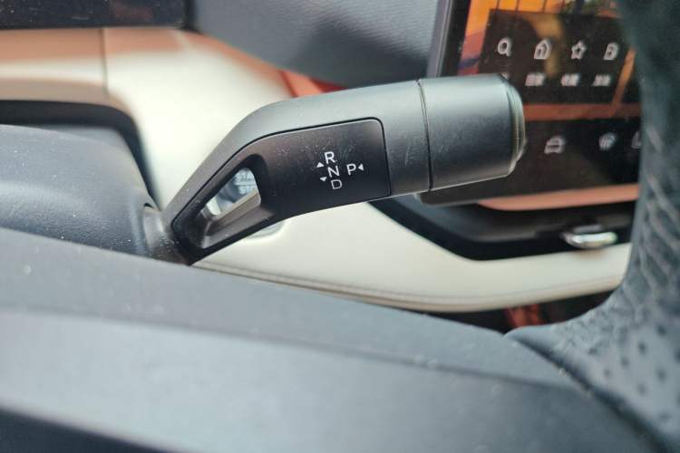 Used Lynk & Co 06 EM-P 2025 EM-P 126 Long-Range Halo
