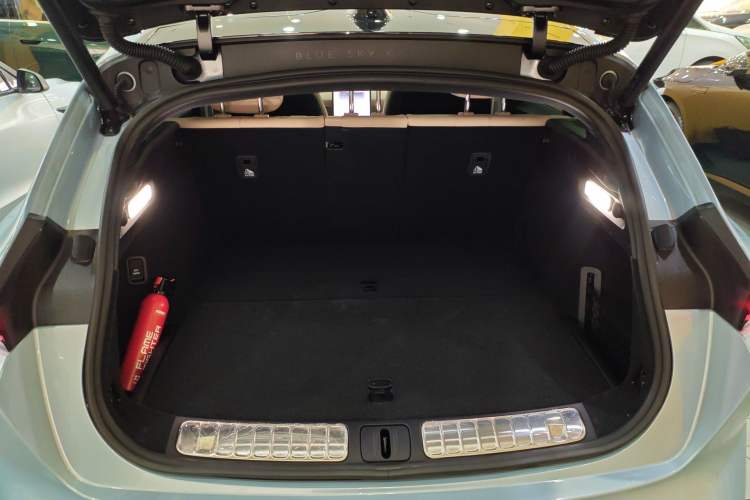 Used Nio ET5T 2024 75kWh Touring Trunk