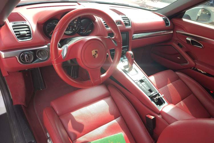 Used Porsche Boxster 2013 Boxster 2.7L
