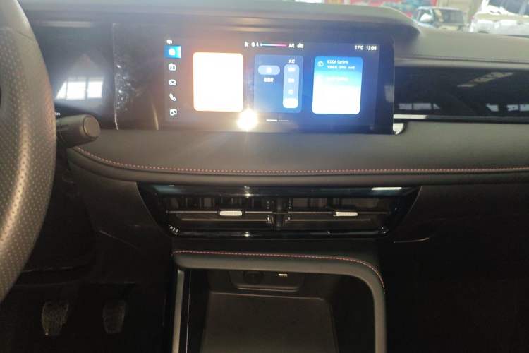 Used Roewe i5 2023 1.5L Manual Comfort Edition Audio And AC Panel