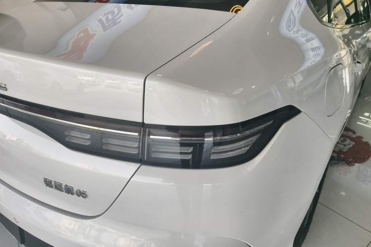 Used BYD Destroyer 05 2024 HONOR Edition DM-i 55KM Luxury Model Exterior 3