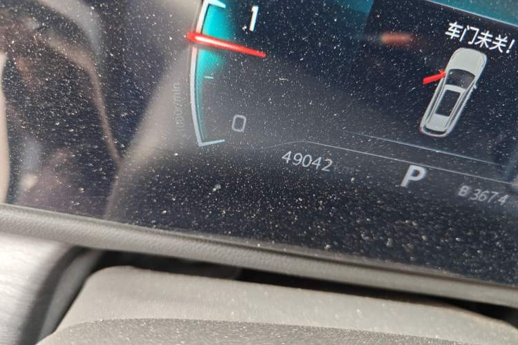 Used Dongfeng Fengon 580 2022 1.5T Automatic Luxury Version Odometer Close Up