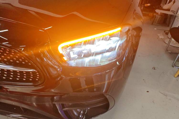 Used Mercedes-Benz E-Class (Import) 2021 Updated E 260 Fashion Sport Edition
