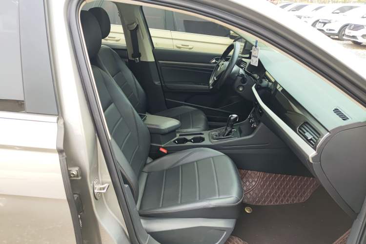 Used Volkswagen Lavida 2021 1.5L Automatic Comfort Edition Right Front Seat