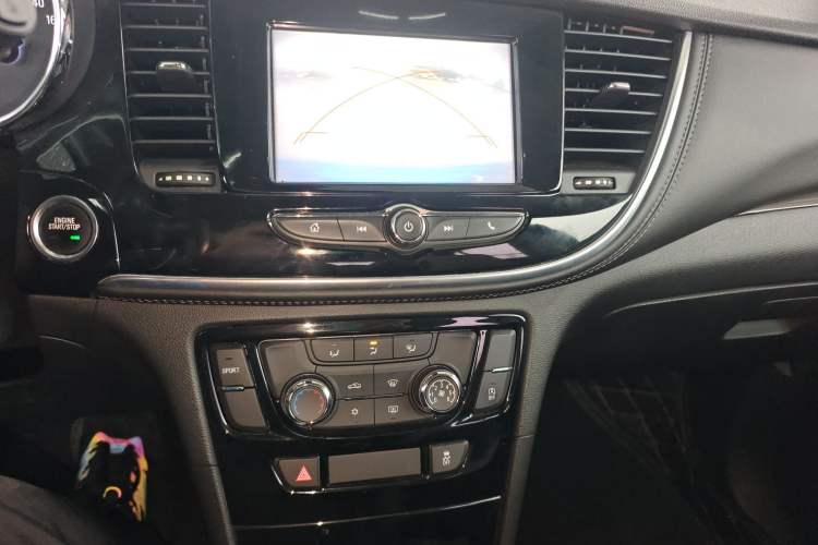 Used Buick Encore 2018 18T Automatic Two-Wheel Drive Urban Fashion Model