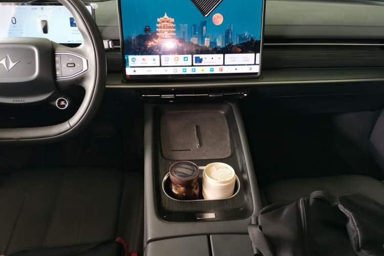 Used Dongfeng eπ eπ007 2025 Model Pure-Electric 650 Pro Cruise Edition
