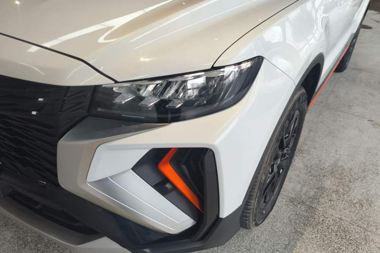 Used Geely Auto Emgrand X7 Sport 2022 Boyue X 1.8TD DCT Smart Model Left Front Headlight