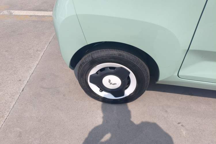 Used Wuling Hongguang MINIEV 2021 Macaron Premium Model – Lithium Iron Phosphate
