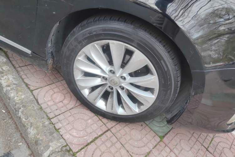 Used CHANGAN Raeton 2014 1.8T Automatic Prestige Anniversary Edition China V Standard Right Front Wheel Hub