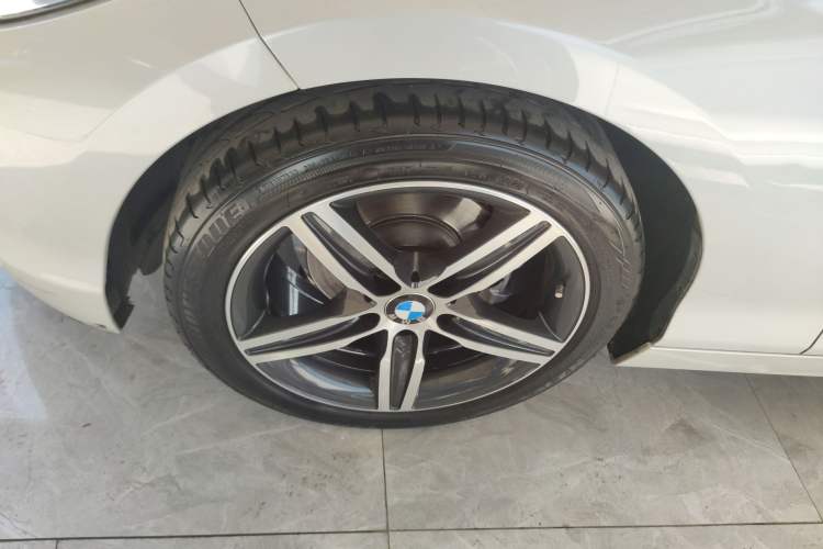 Used BMW 1 Series 2018 118i Sport Design Package Left Front Wheel Hub