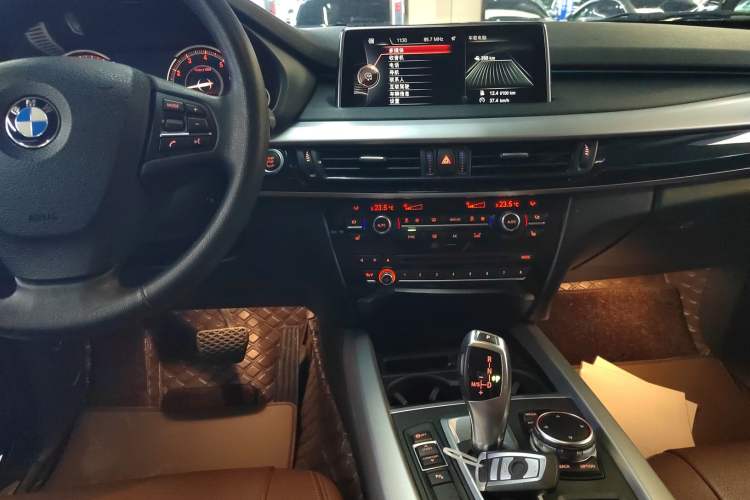 Used BMW X5 2016 xDrive35i parallel import
