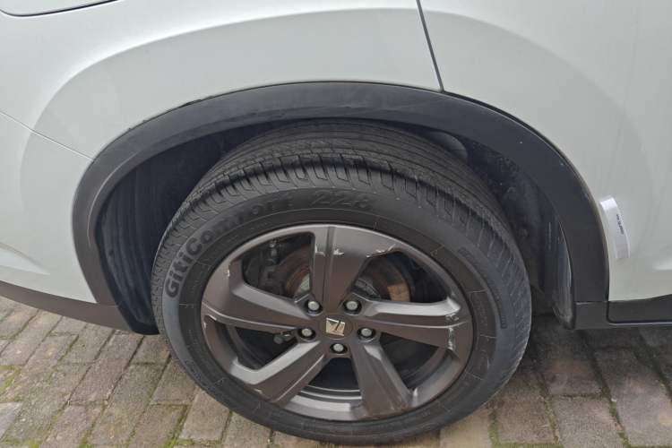 Used Baojun RM-5 2019 1.5T Manual Elite Version with 24-Hour Online Service 7 Seats