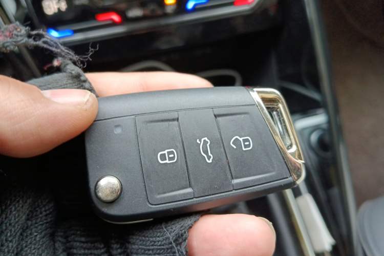 Used Volkswagen Tayron 2024 300TSI Two-Wheel-Drive Luxury Plus Advanced Version Vehicle Key