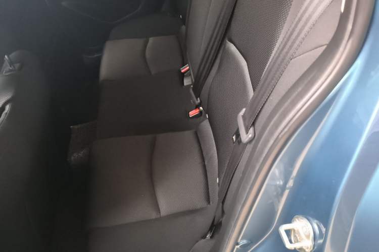 Used Mazda 3 Axela 2017 Sedan 1.5L Automatic Comfort Model Emission Standard China V
