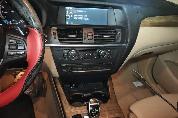 Used BMW X3 2011 xDrive35i Luxury Model Audio And AC Panel