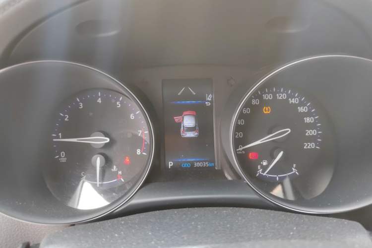 Used Toyota IZOA 2021 2.0L Yixing Version
