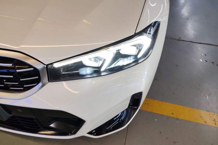 Used BMW 3 Series 2024 325Li M Sport Package Left Front Headlight