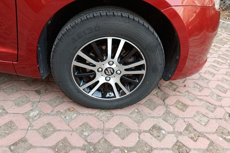 Used Suzuki Swift 2011 1.3L Manual Value Edition
