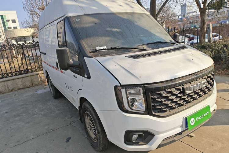 Used JMC Fushun 2022 2.0T Manual Van Short Wheelbase Mid-Height Roof 3-Seater