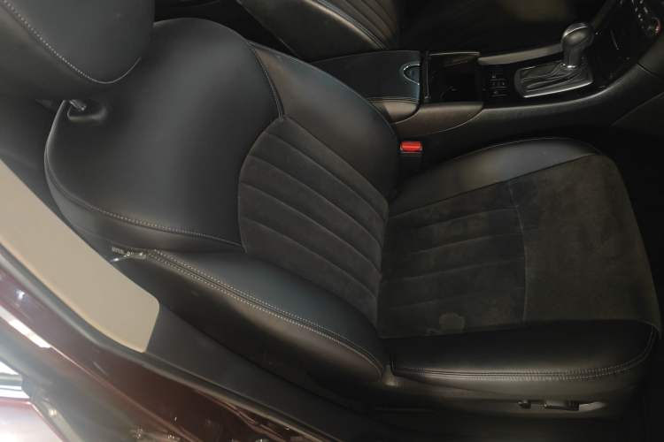 Used Infiniti QX50 2015 2.5L Comfort Edition
