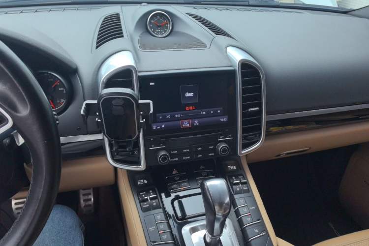 Used Porsche Cayenne 2016 Cayenne Platinum Edition 3.0T