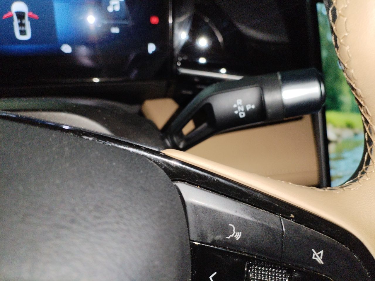 Geely Galaxy L6 2024 125km PLUS Dragon Edition — снимка 11