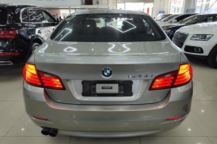 Used BMW 5 Series 2017 525Li Leading Model

