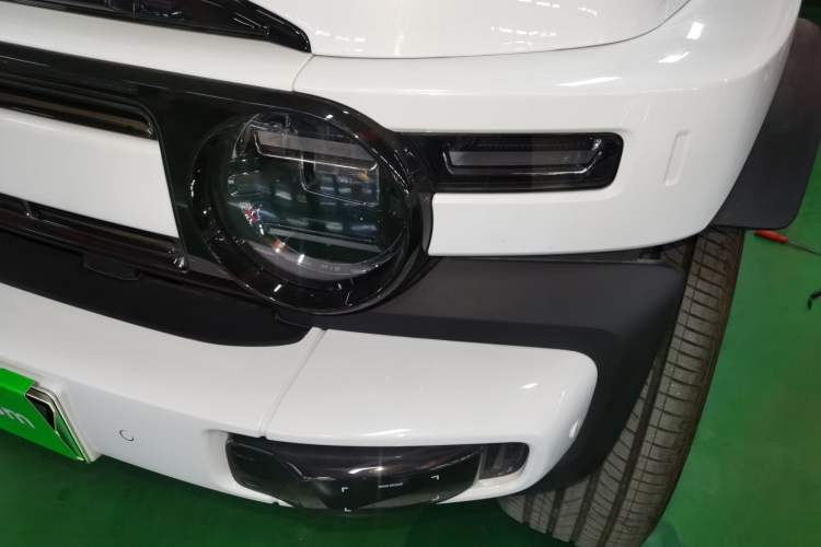 Used iCAR V23 2025 501 Four-Wheel Drive Intelligent Driving Version Left Front Headlight