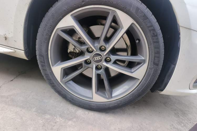 Used Audi A4L 2022 40 TFSI Fashion Dynamic Model