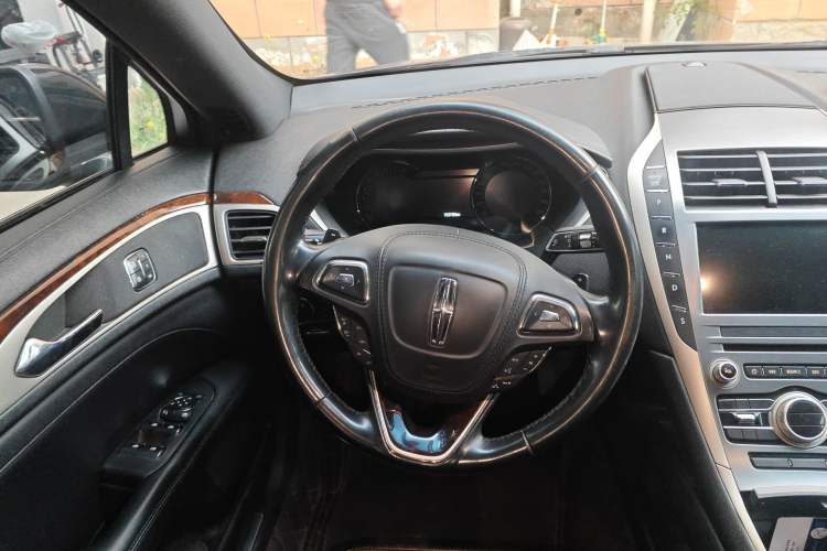 Used Lincoln MKZ 2017 2.0T Luxury Edition