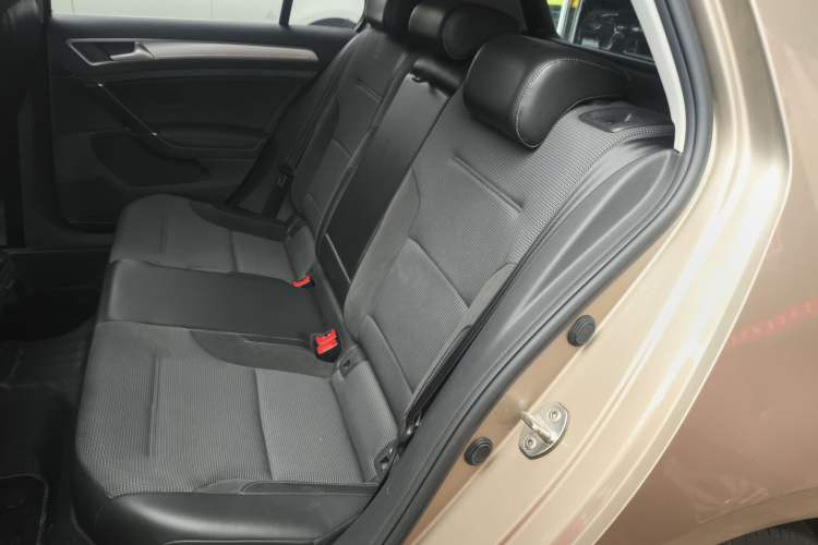 Used Volkswagen Golf 2018 230TSI Automatic Comfort Model