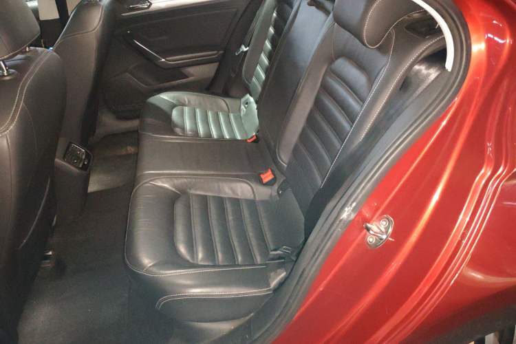 Used Volkswagen Lamando 2017 280TSI DSG Luxury Edition Left Rear Seat