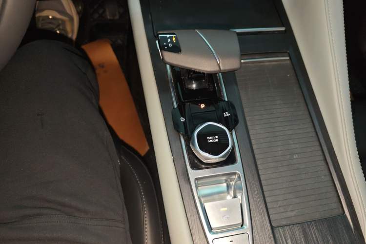 Used Changan CS75 PLUS 2024 3rd Generation Champion Edition 1.5T Intelligent Drive Dynamic Model